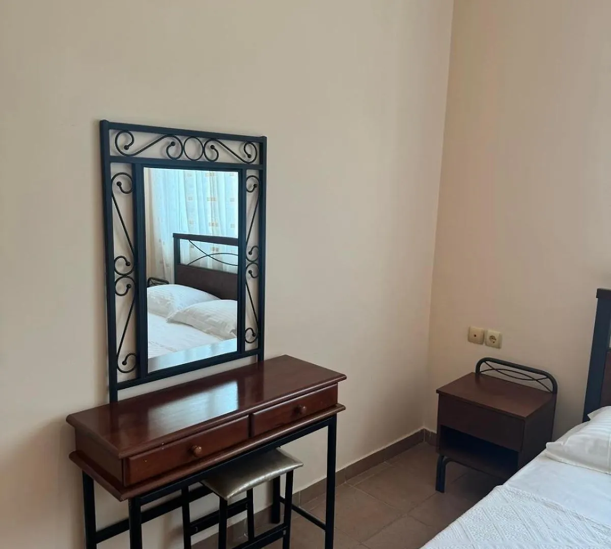 Be My Guest Apartment Sarande