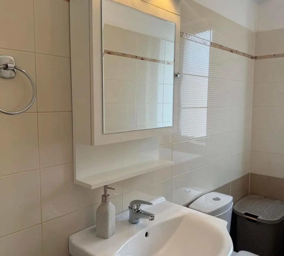 Be My Guest Apartment Sarande 0*,  Albania